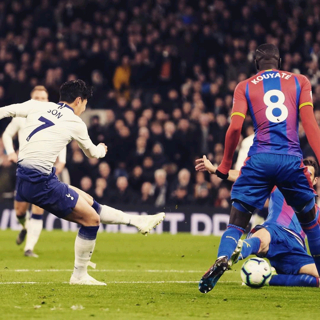 的头球进球 的头球进球